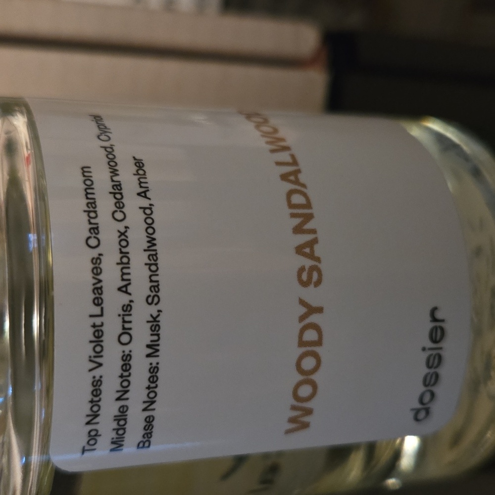 Dossier Woody Sandalwood and Powdery Tobacco Fragrance Eau De Parfum-50ml/ 1.7oz - Picture 4 of 10